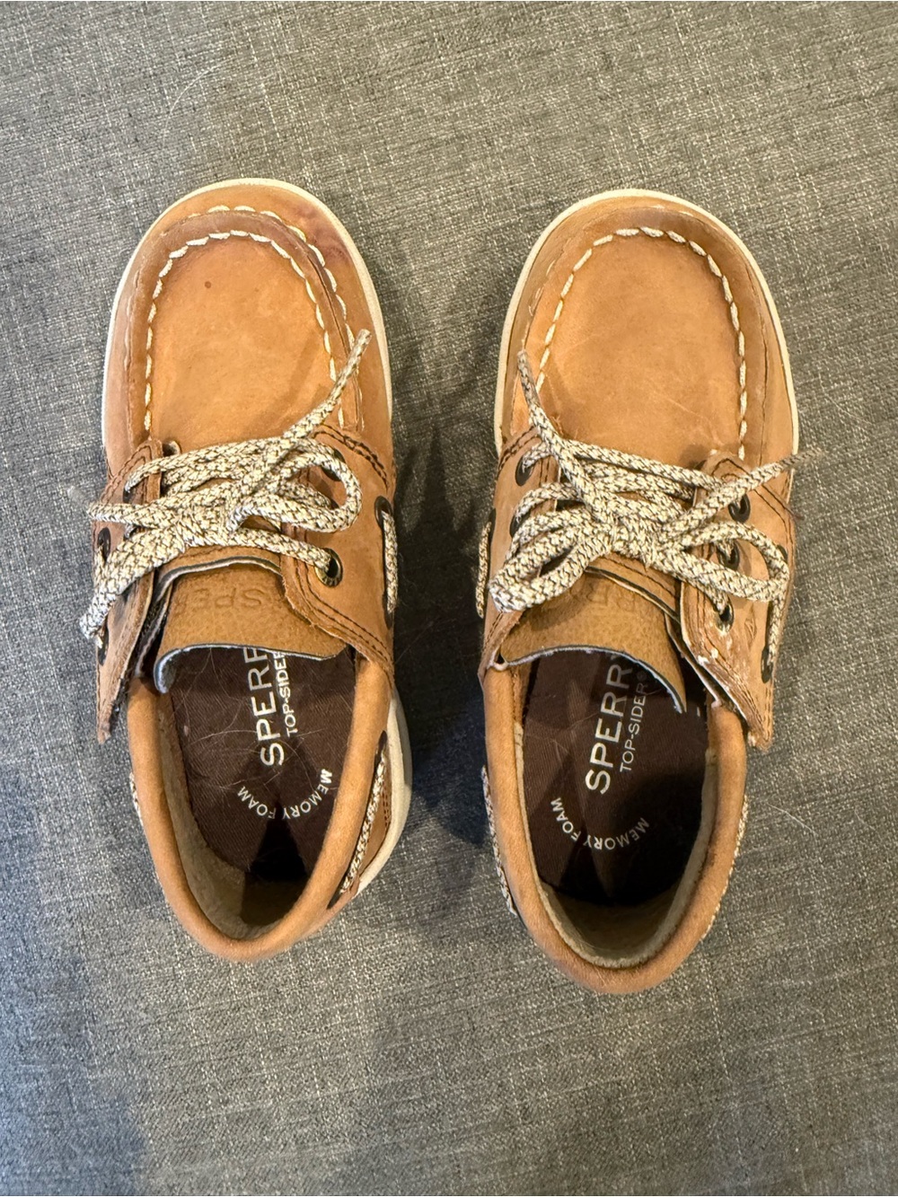 Sperry Kids Tan Leather Boat Shoes with Contrast Laces